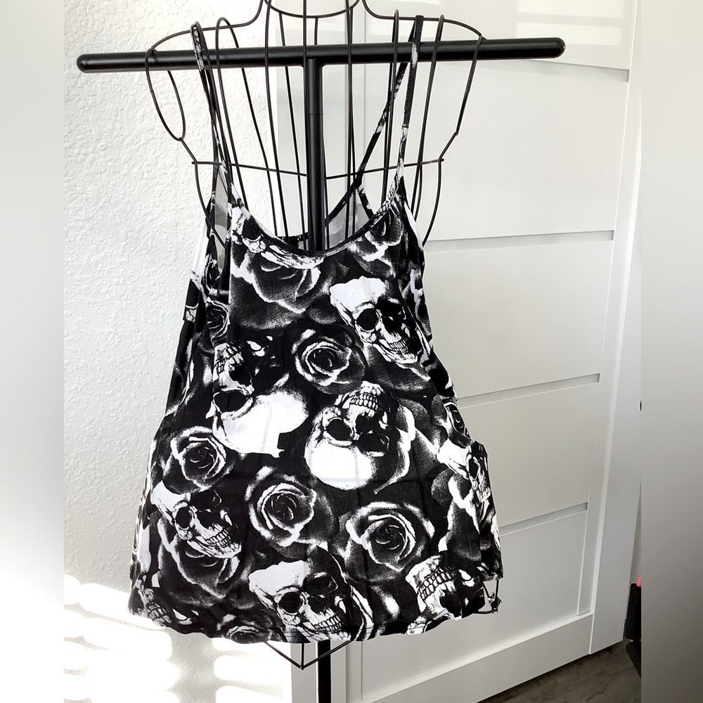 Nice Collection Skull Print Blouse.  Size M